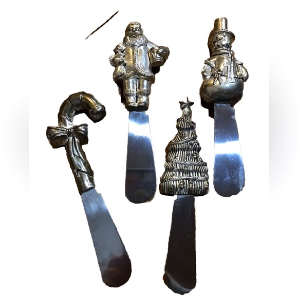 WALLACE Christmas SPREADERS Santa snowman candy cane tree holiday 4 stainles SET - Picture 1 of 7